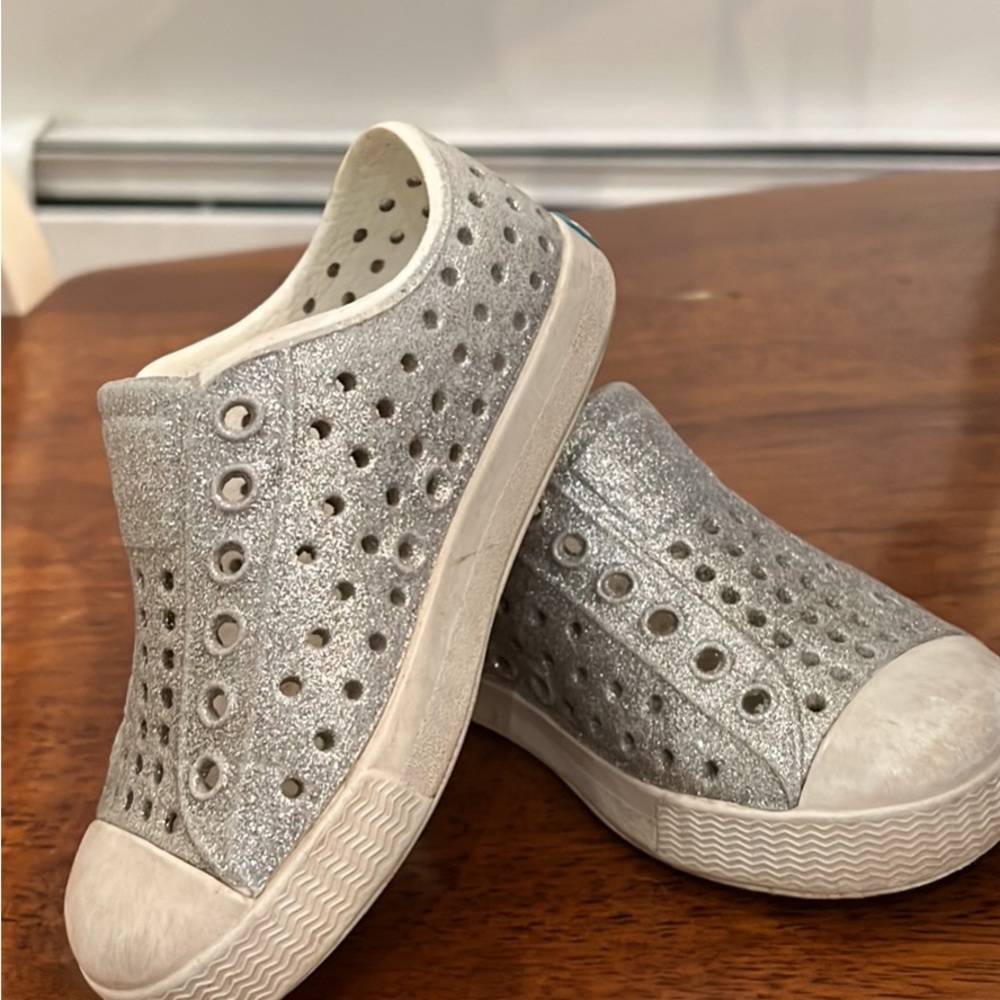 Silver sparkle Natives 6